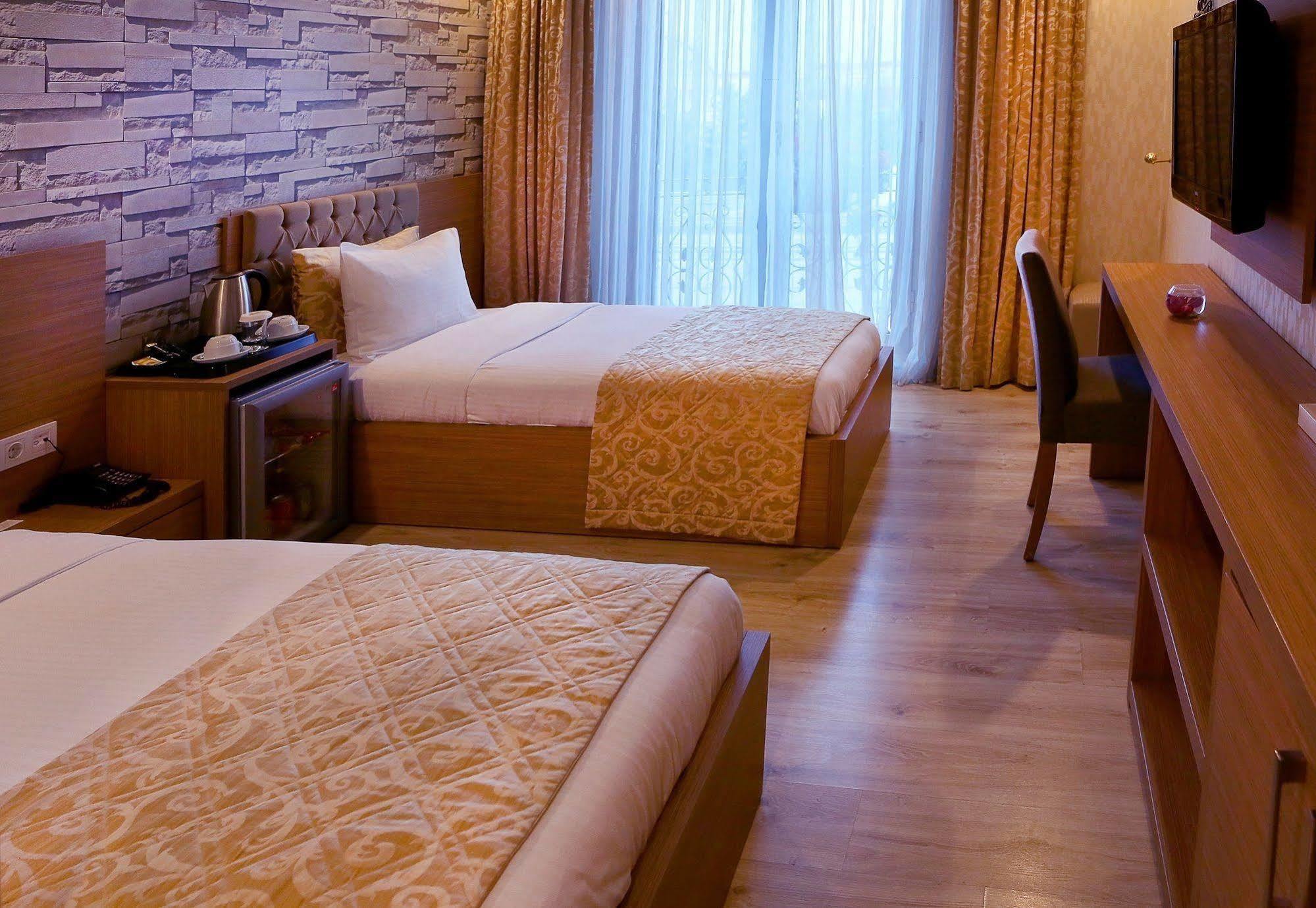 Imperial Park Hotel Izmit Exterior foto